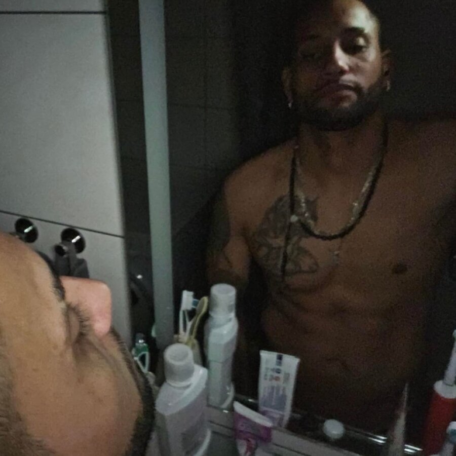 latinhottiboy