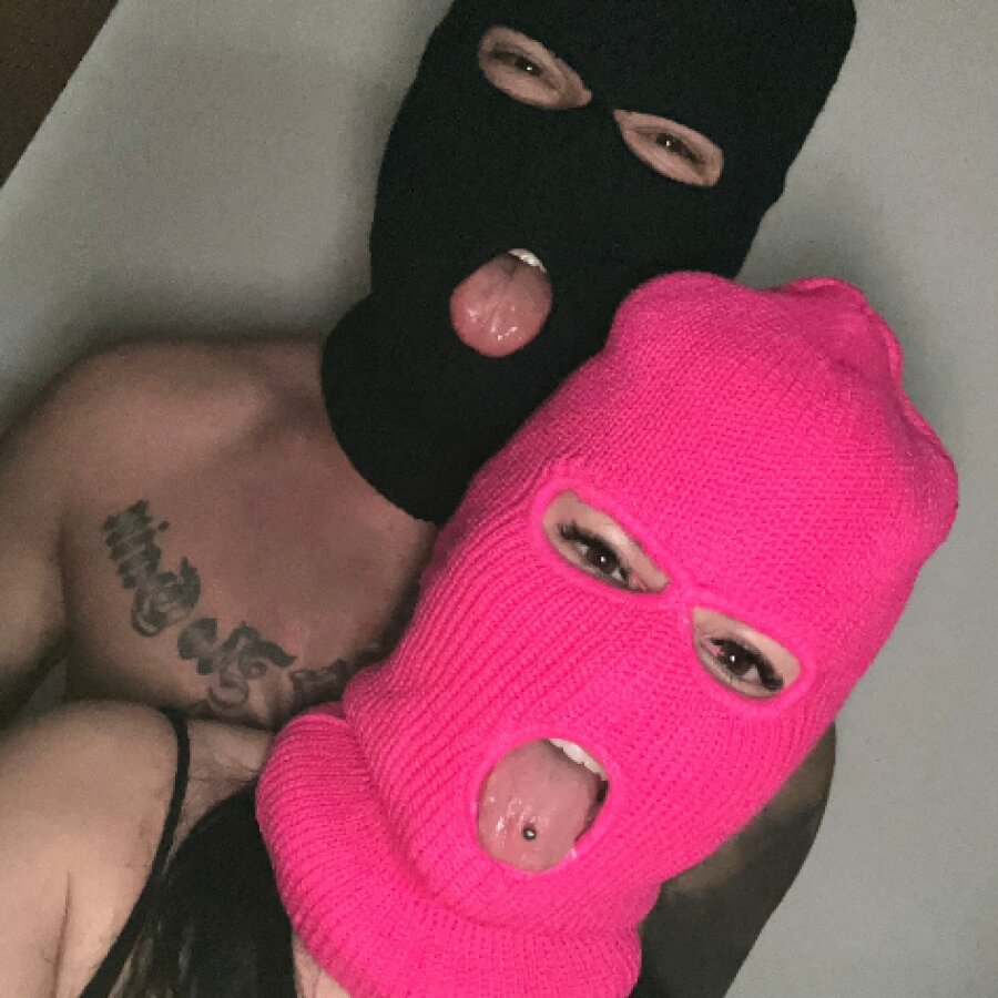 the_masked_couple