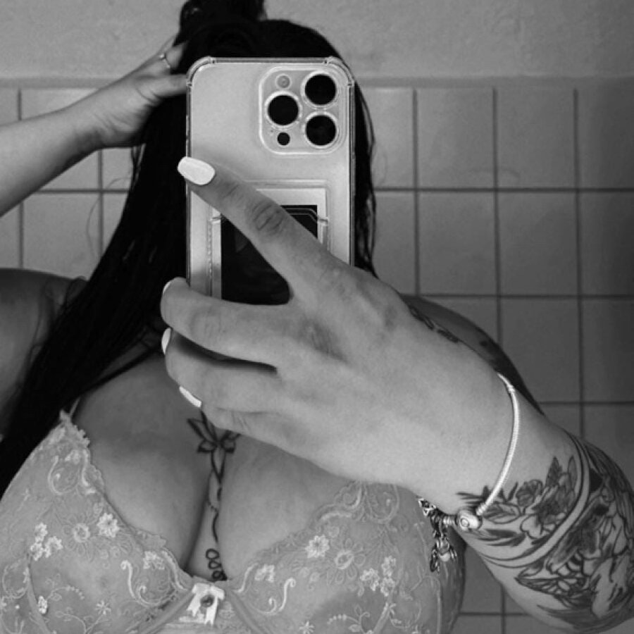 curvyangel000