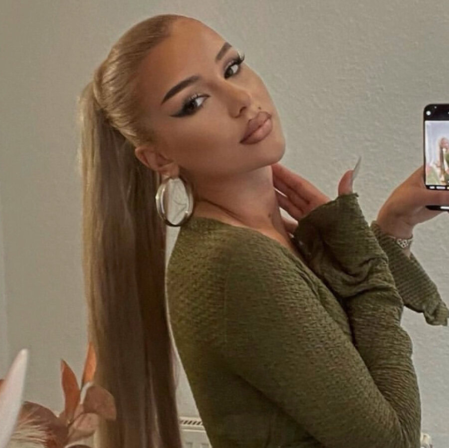 anna676
