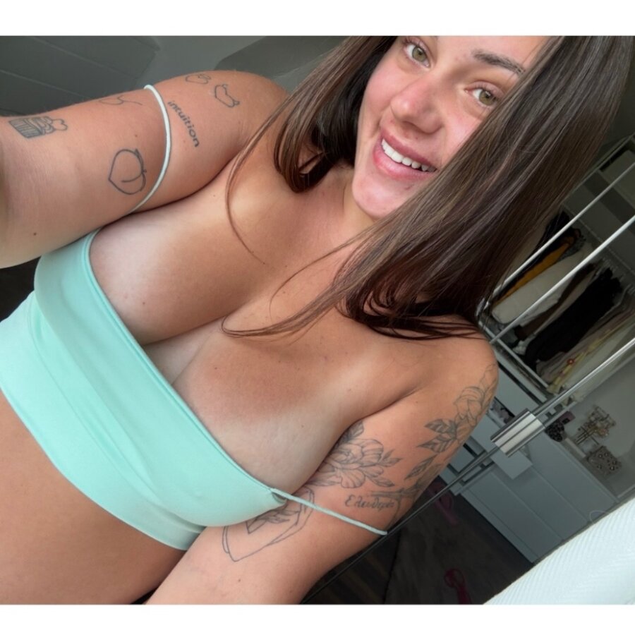 vanessaxvalentina