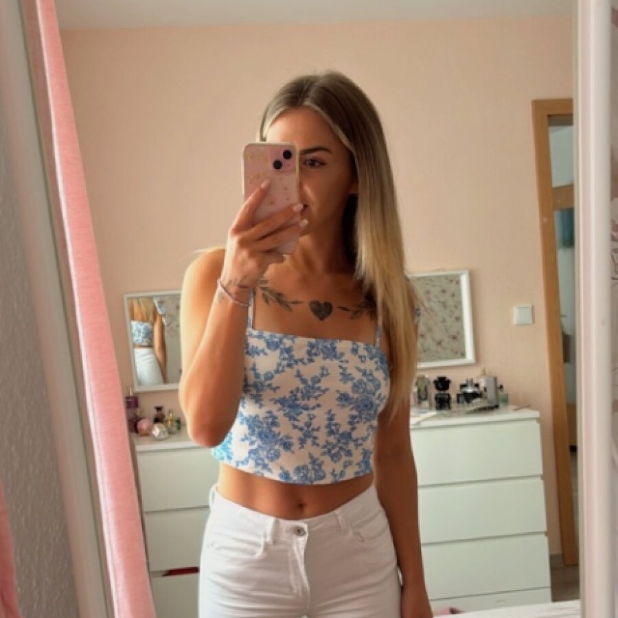 lingeriena