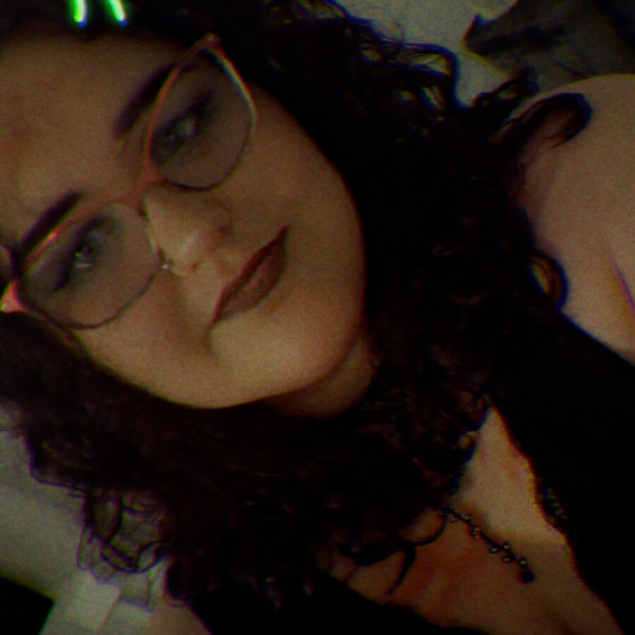 yourqueenyona