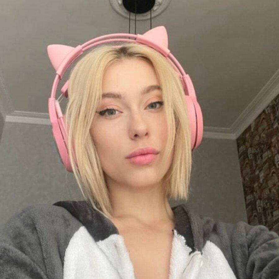 chloeray