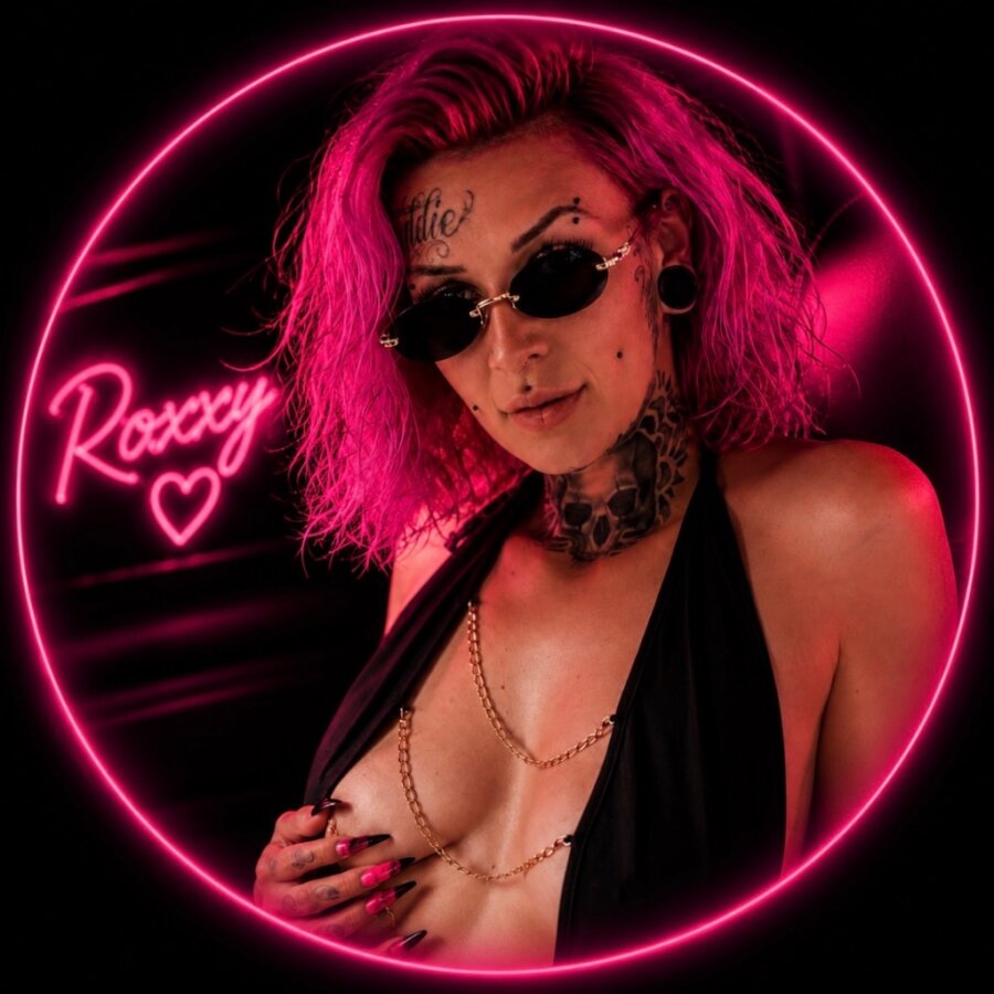 mrsroxxyred