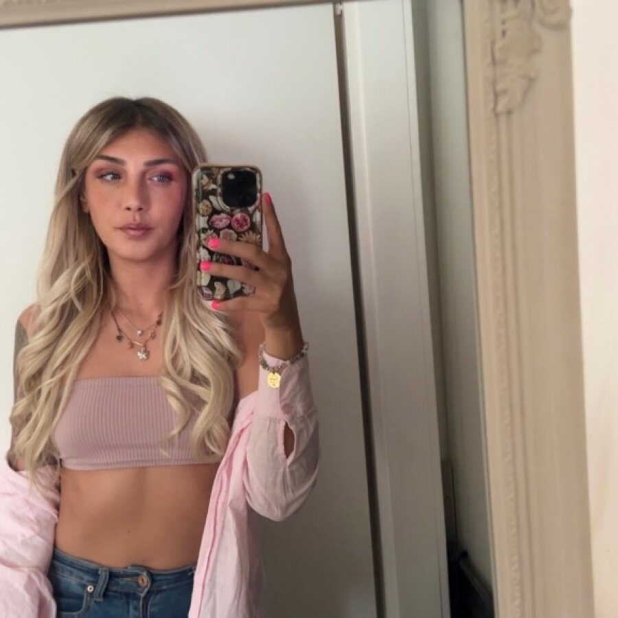 manuelaelena