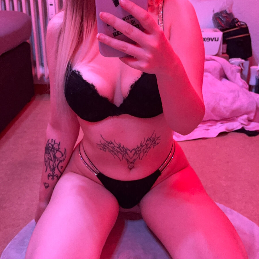 arianaxjuicy