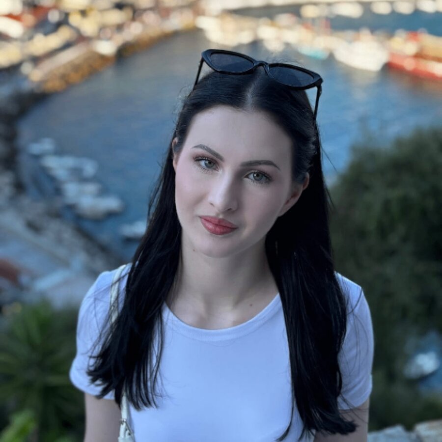 alina.jung