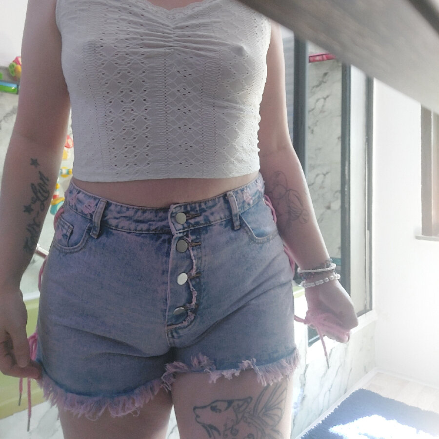 hot.nora