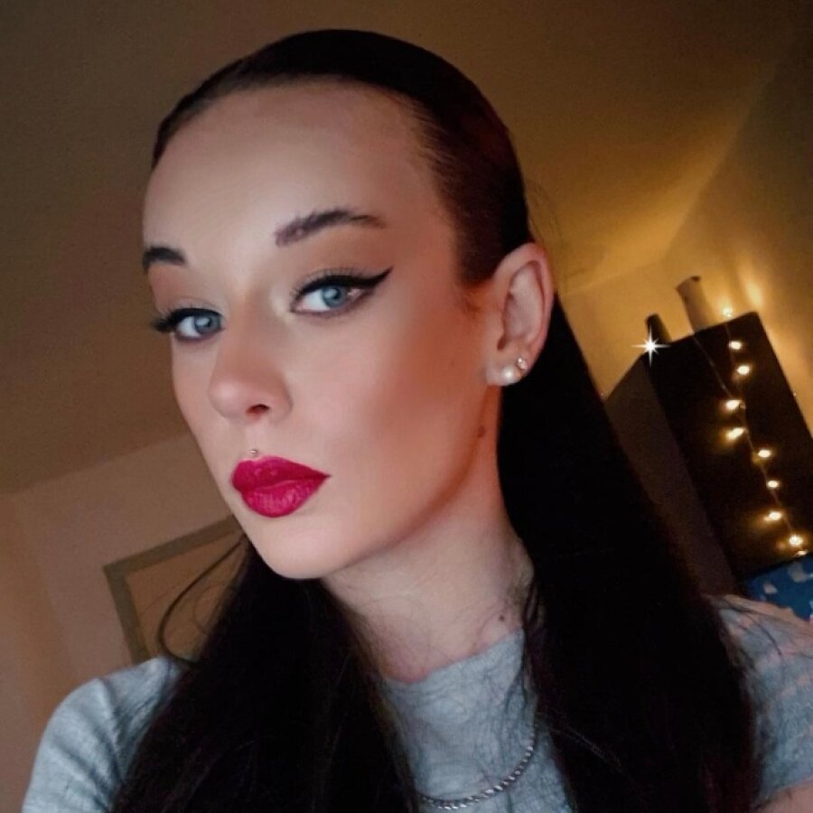 saskia24