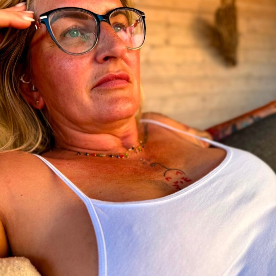 christinmitcundohnee