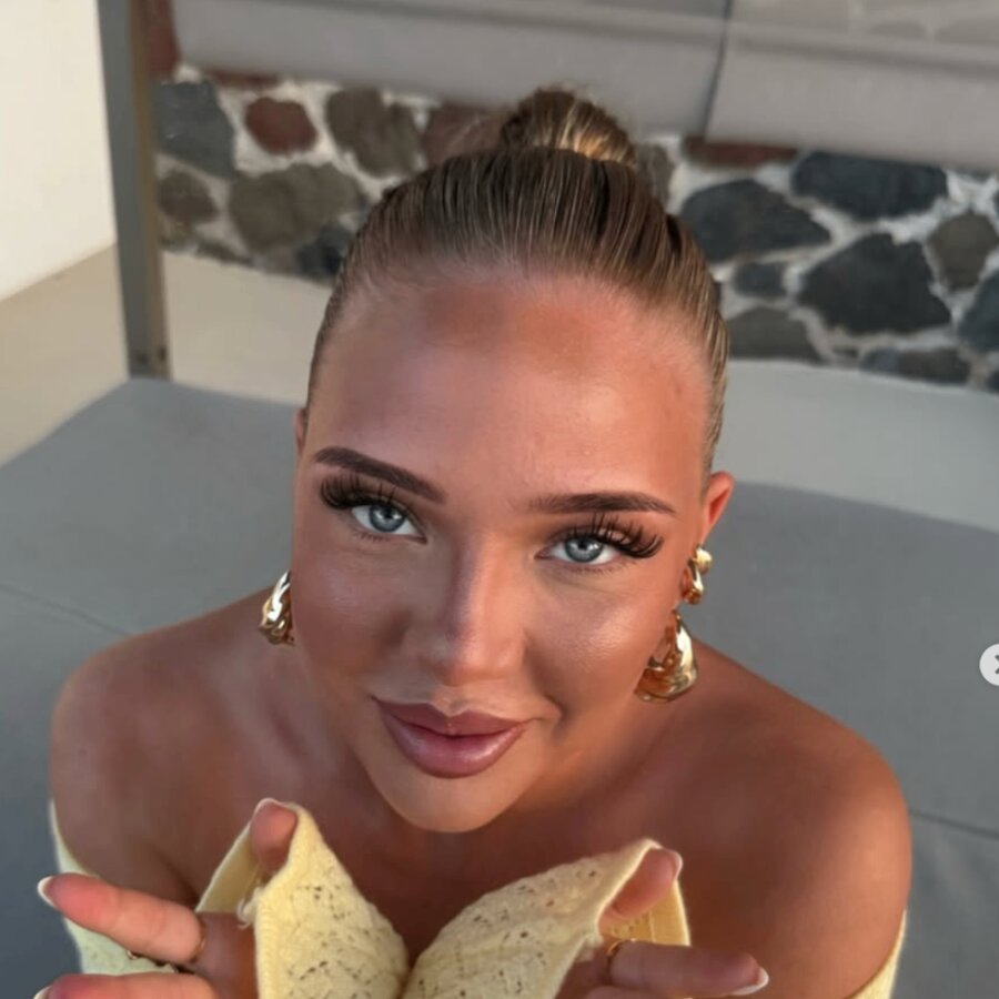 elainevictoria
