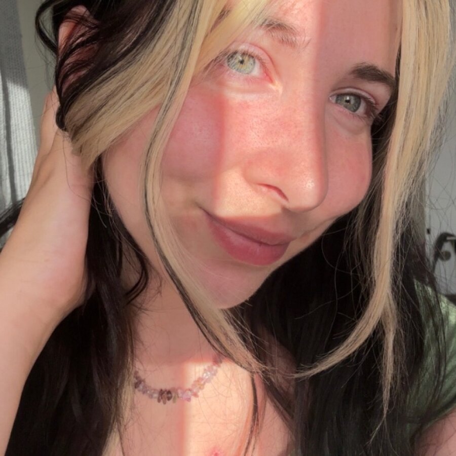 horny_lia