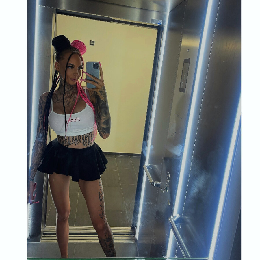 shirinbossbabe